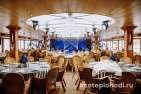 Банкетный зал теплохода Чайка