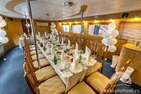 Банкетный зал яхты Дельфин