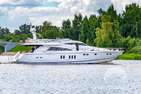 Яхта Fairline74