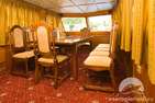 Банкетный зал теплохода Мир