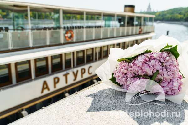 Свадьба на теплоходе Артурс-фото-8