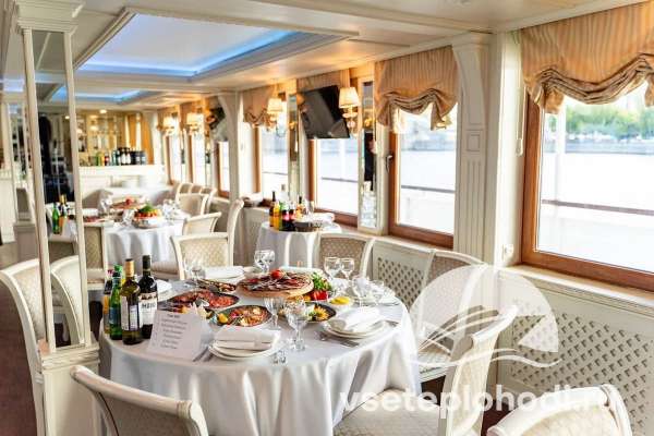 Юбилей на теплоходе Артурс в мае-фото-2